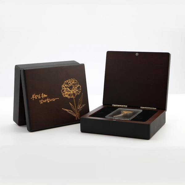 프리미엄 카네이션 골드바