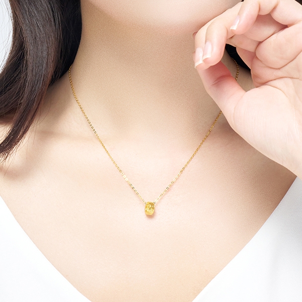 삼중 라인 포인트 펜던트 목걸이