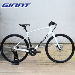2026 자이언트 패스트로드 AR 어드밴스 1  시마노 105 그룹셋 / 카본 하이브리드 자전거