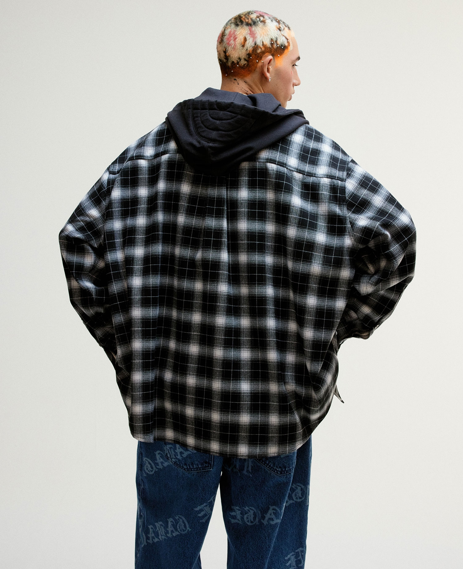 INSANE FLANNEL PADDED HOODIE SHIRT_BLACK