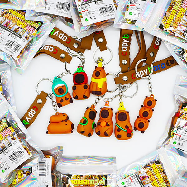 [10505]1000카피바라피규어스트랩 랜덤키링[B-2]