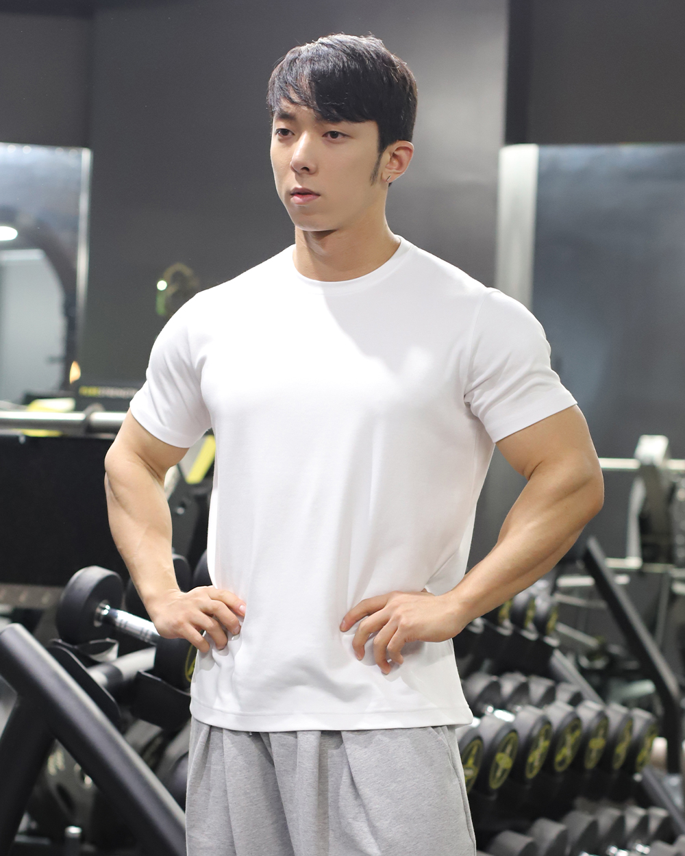 머슬핏 코튼모달 반팔티셔츠 폴화이트 S401