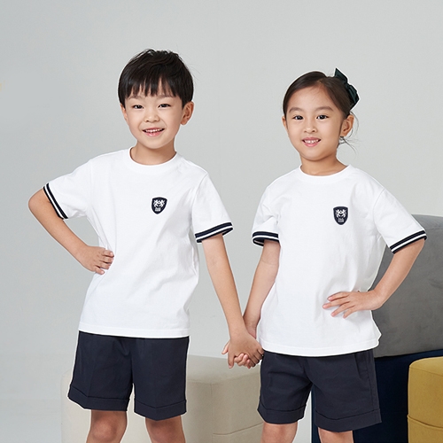 TS11225023-2 화이트 라운드티셔츠