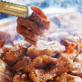 설촌목장 태릉 왕 돼지구이 2kg(500g 4팩) 숙성 수제 양념 돼지 갈비 구이 홈쇼핑