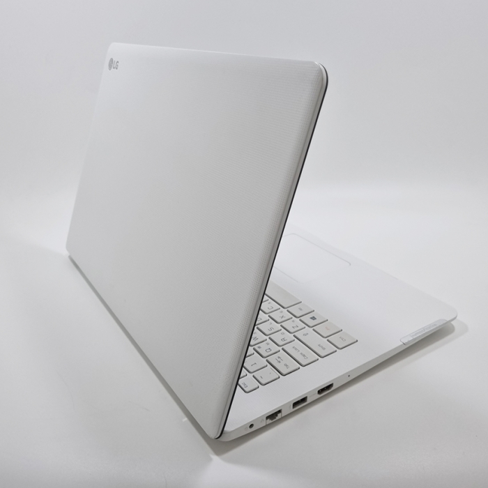 LG전자 울트라PC 지포스 940M탑재 화이트 15.6인치 대화면 FHD 해상도 가성비 슬림 노트북 윈도우11