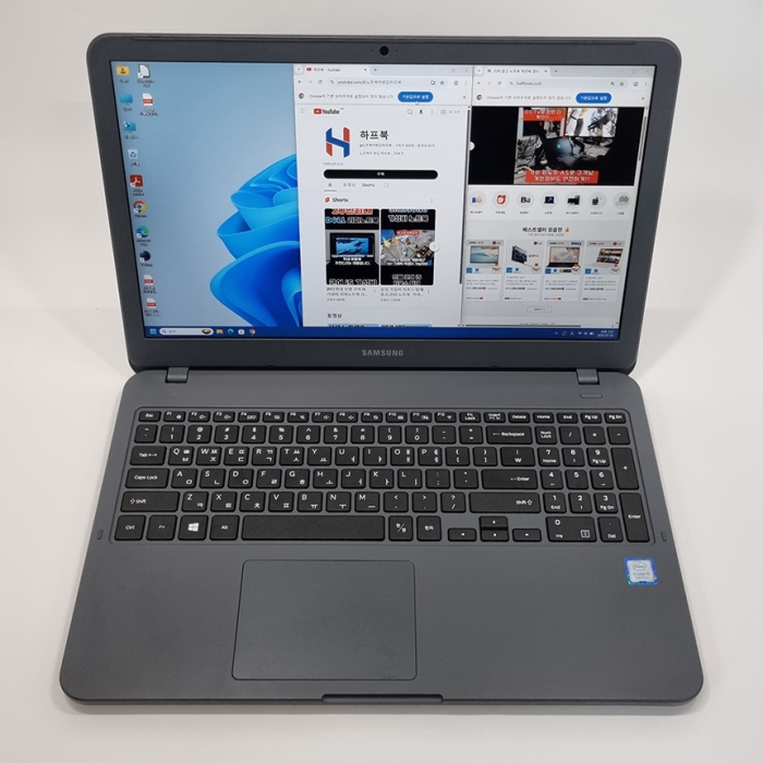 삼성 대화면 15.6인치 Full HD 고해상도 내구성과 확장성이 좋은 노트북 우측넘버패드 탑재 윈도우11
