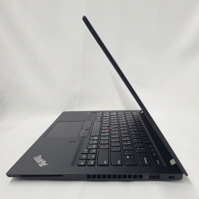 휴대성 좋은 레노버 씽크패드 블랙 i7 10세대 NVMe SSD 1TB 대용량 DDR4 16G 업그레이드 완료 윈도우11