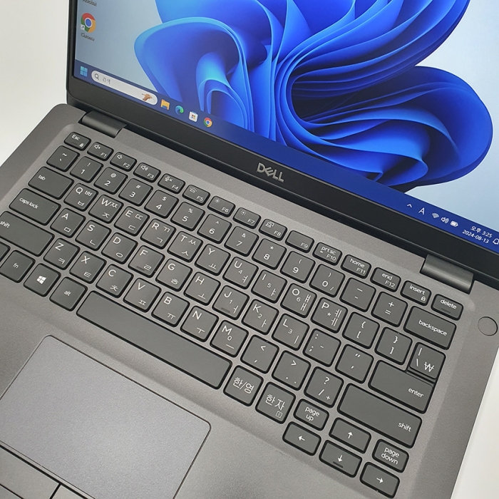 DELL 래티튜드 휴대성 좋은 i7 8세대 블랙 심플한 디자인 노트북 램 16G, SSD 256G 윈도우11 정품 탑재