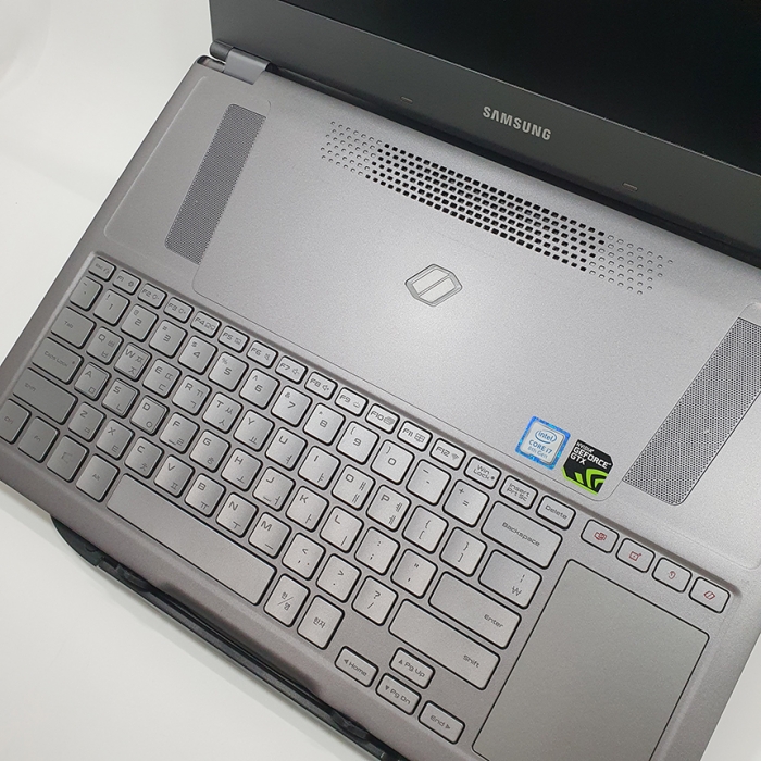 [B급할인] 삼성 게이밍 오디세이Z 메탈 실버 지포스 GTX1060 탑재 고사양 게이밍 노트북 NVMe SSD 윈도우11