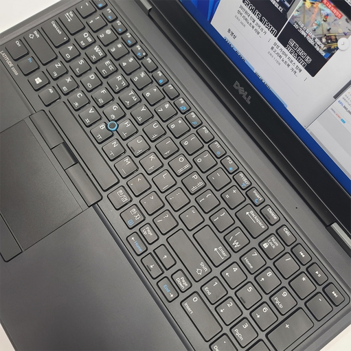 DELL 래티튜드 15.6인치 대화면 180도펼쳐지는 노트북 Full HD 고해상도 우측 넘버키패드 탑재 윈도우11