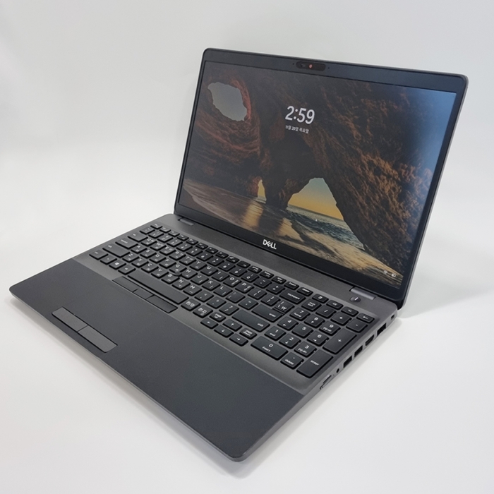 DELL Latitude 5501 코어 i7 9세대 메모리 32G Nvme SSD 512G 지포스 MX150 탑재 C타입충전가능 윈도우11