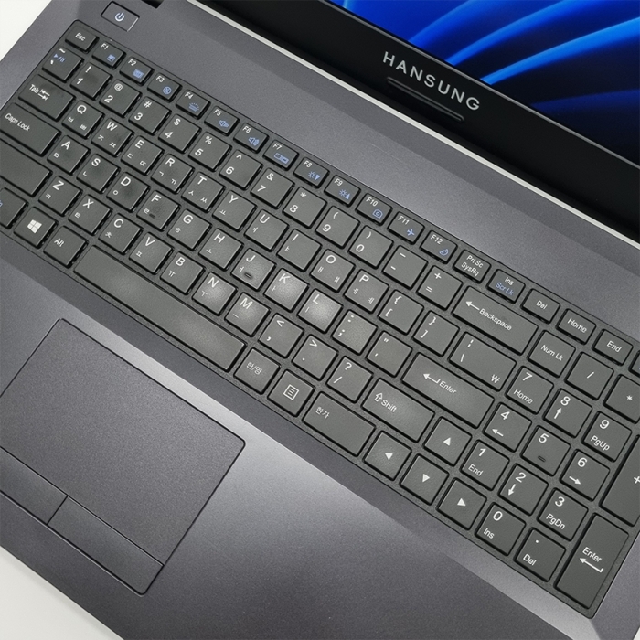 한성컴퓨터 15.6인치 대화면 Full HD 고해상도 우측넘버패드 CD룸 탑재 사무용 인강용 추천 윈도우11