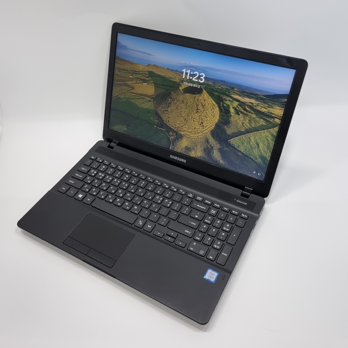 삼성전자 15.6인치 블랙 노트북 저장용량 628G 업그레이드완료 사무용 추천 인텔 i5 7세대 우측넘버패드 윈도우11