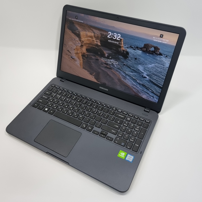 삼성전자 지포스 MX250 탑재 노트북 15.6인치 대화면 Full HD 고해상도 총용량 756G 우측넘버패드 탑재 윈도우11