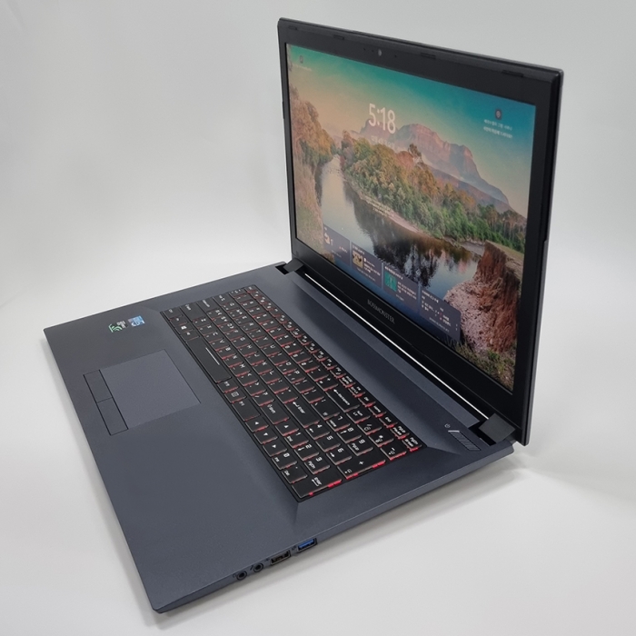 [B급할인] 한성 게이밍 보스몬스터 지포스 GTX1050 TI 탑재 저장용량 512G 고해상도 17.3인치 노트북 윈도우11