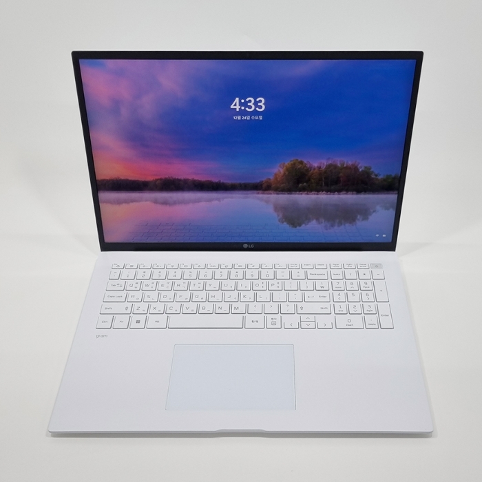 LG전자 그램 인텔 i7 11세대 화이트 17인치 큰 대화면 노트북 WQXGA 초고해상도 NVMe SSD 512G 업그레이드 완료