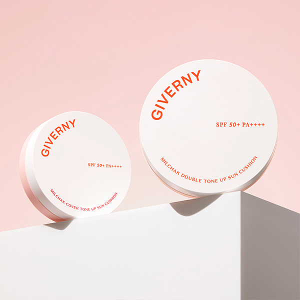 ★10월 첫구매★ 지베르니 밀착 더블 톤업 선 쿠션 대용량 (25g) *로그인 후 쿠폰적용 ★10월 첫구매★ 지베르니 밀착 더블 톤업 선 쿠션 대용량 (25g) *로그인 후 쿠폰적용