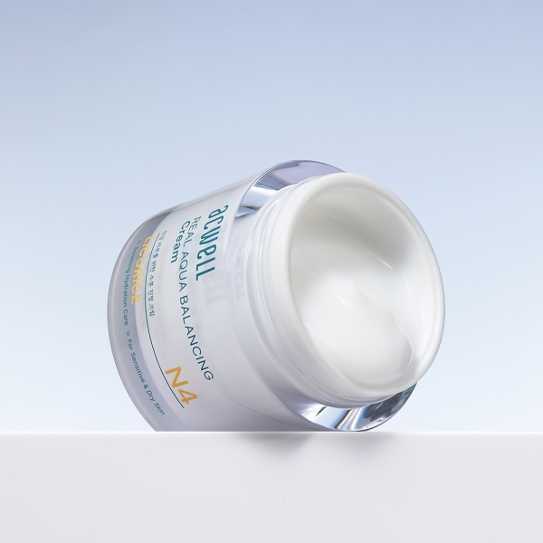 아크웰 리얼 아쿠아 밸런싱 크림 (리미티드 에디션)