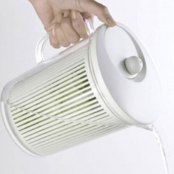 일본 야마켄 손잡이 야채 탈수기 채소 물기제거 슬림형 2.5L