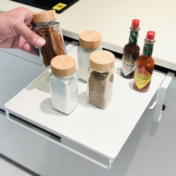 키즈맘 철제 걸이형 접이식 주방 미니 선반 조미료 선반