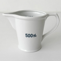 덜튼 화이트 도자기 쿠킹저그 손잡이계량컵 베이킹계량컵 500ml