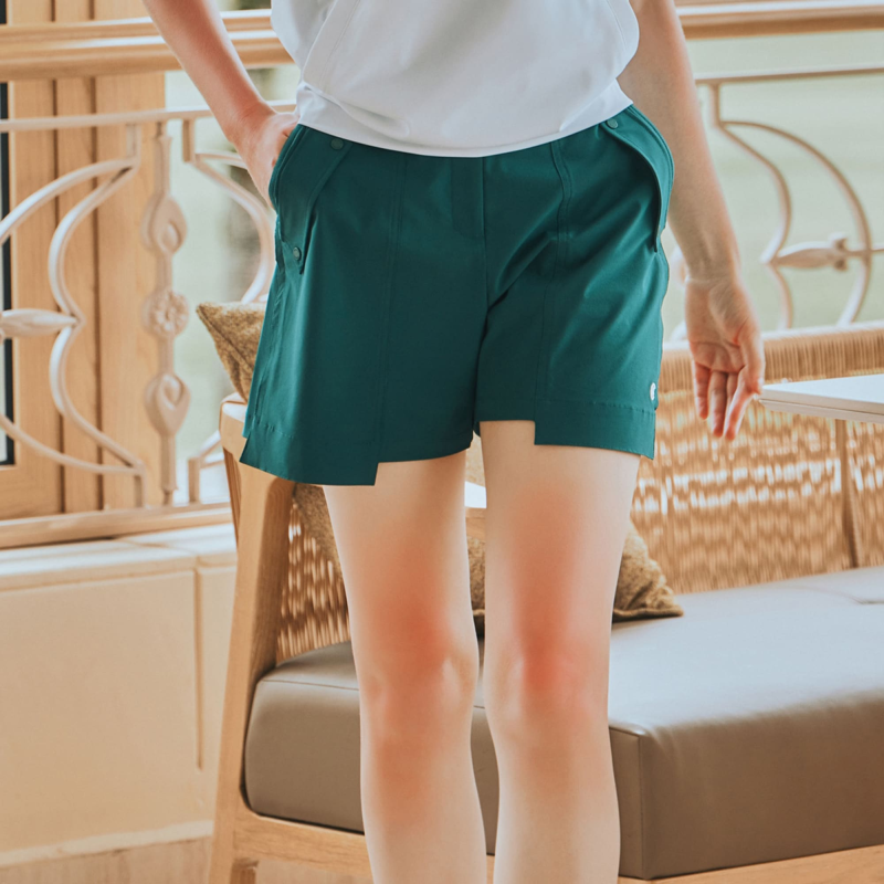 단차이 포켓디테일 허리밴딩 여성 반바지 그린_CGWHP42681GN