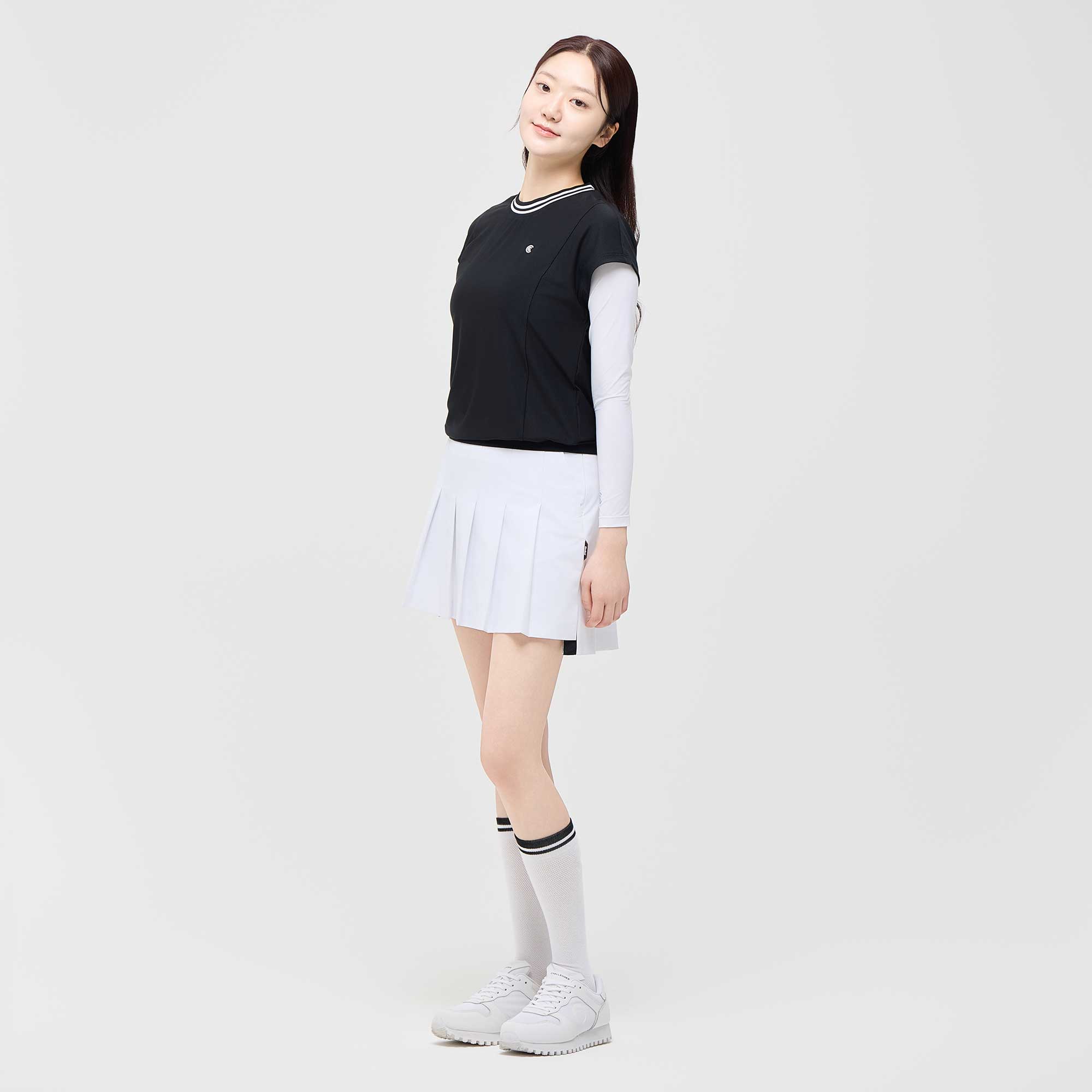 [10%+5% 추가할인] 온라인단독 폴리스판 배색라운드 여성 민소매 티셔츠 블랙_CGWST42975BK