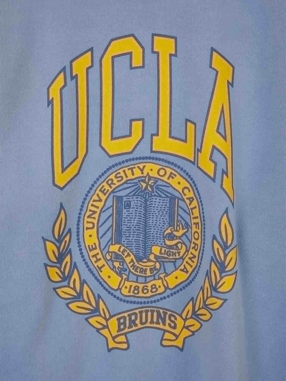 UCLA 맨투맨 - 스카이