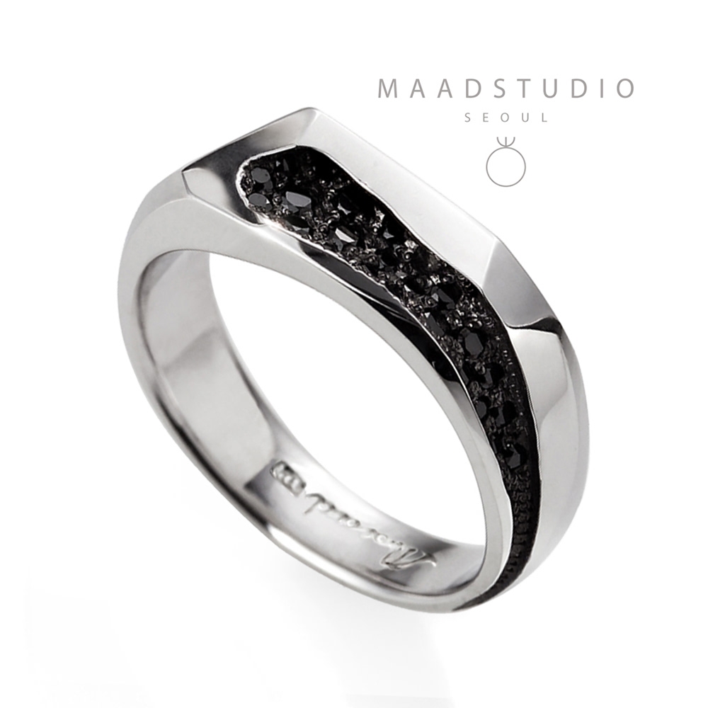 Crystalloid II ring (M) black CZ Sterling silver