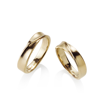 Infinity III wedding ring Set (M&M) 14k gold hairline