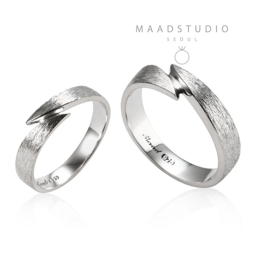 Orchid couple ring Set (L&S) hairline-deep Sterling silver