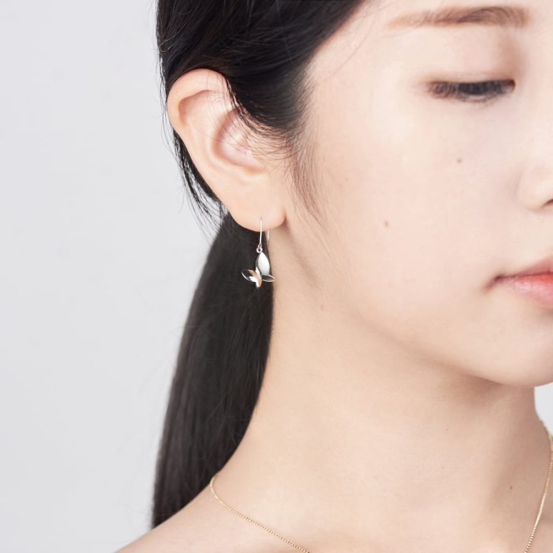 Hanabi drop earring (S) 14k White gold