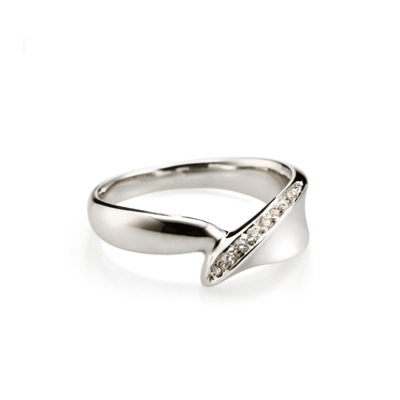 Willow leaf ring (M) CZ Sterling silver