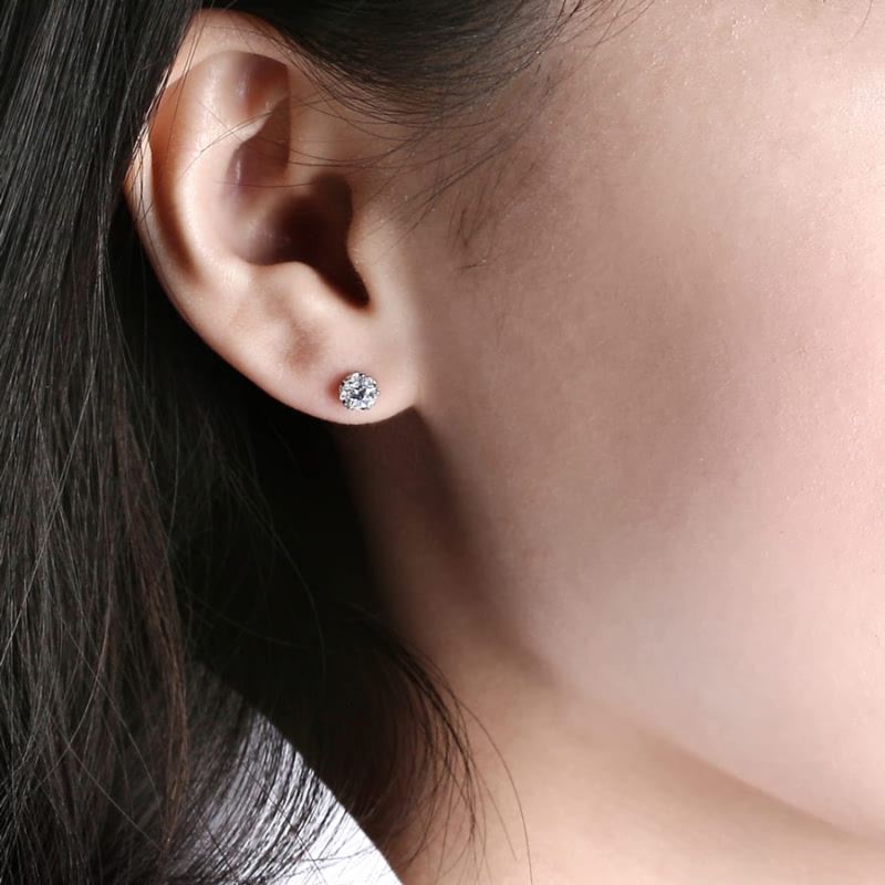 Frise earring 14k White gold CZ 0.25ct