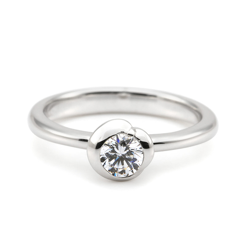 프리지아 반지 14k 화이트골드 0.3ct