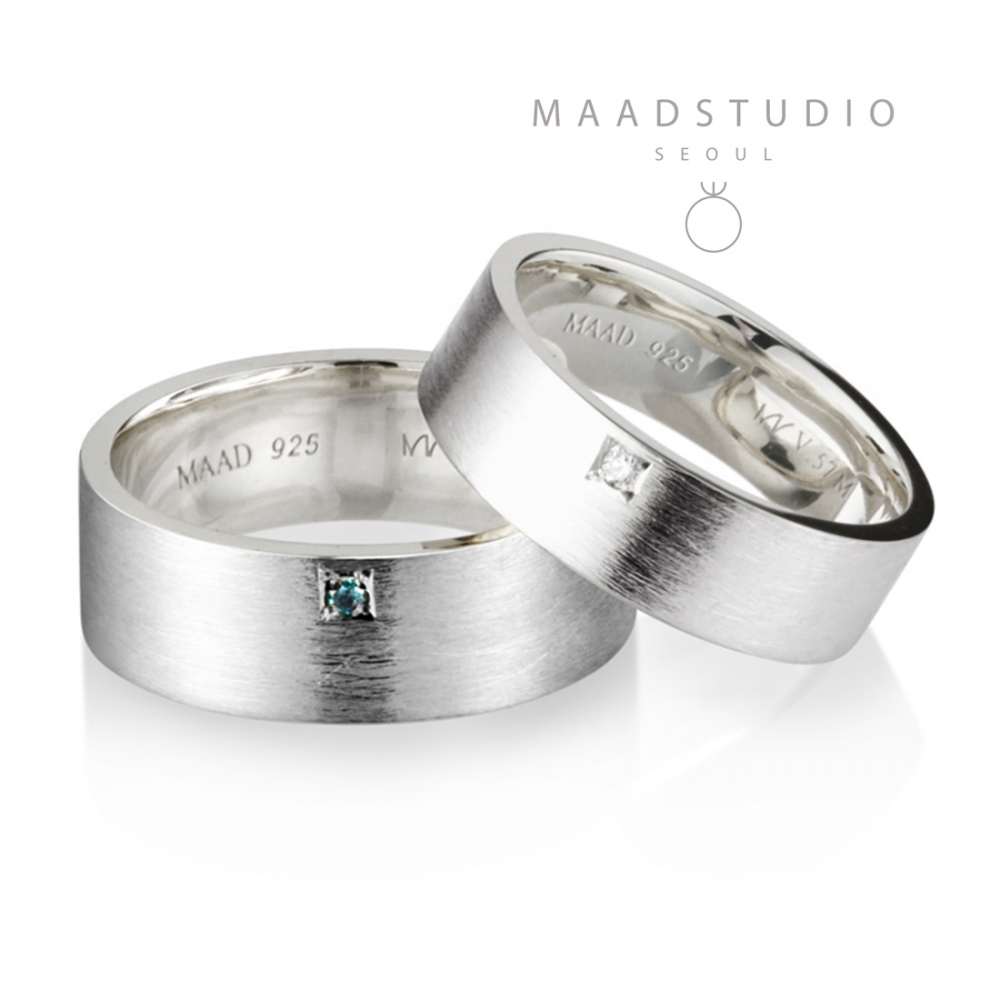 MR-V Flat couple band ring Set 7.0mm & 5.7mm hairline, blue Diamond Sterling silver