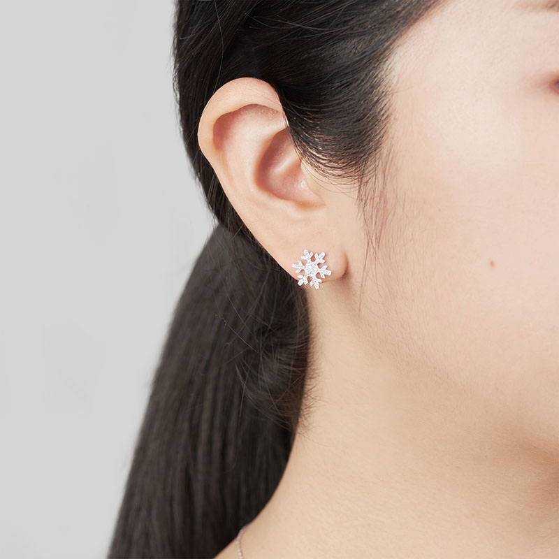 Yukinohana earring (S) 14k White gold CZ