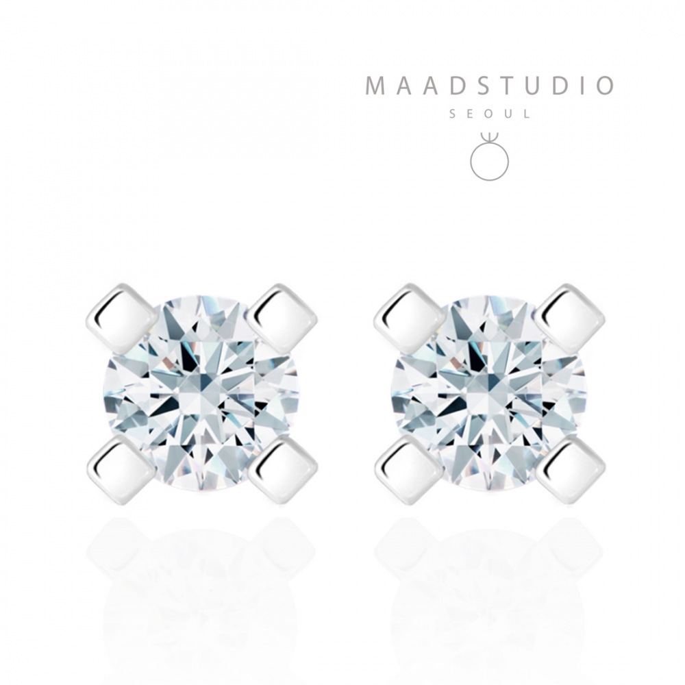 MR Square Solitaire 0.2ct earring 14k White gold