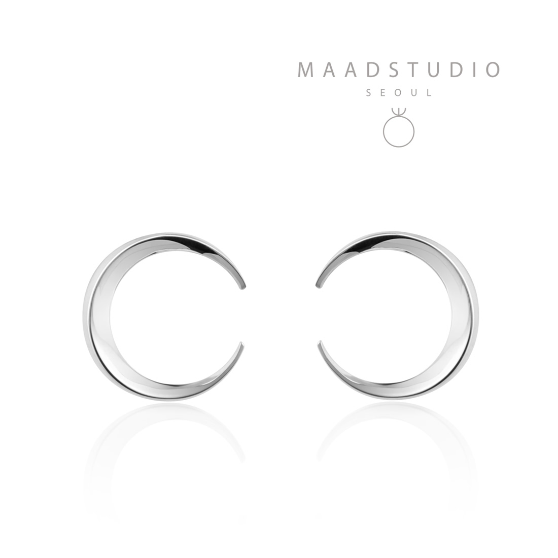 Lunar crescent earring (S-mini) Sterling silver