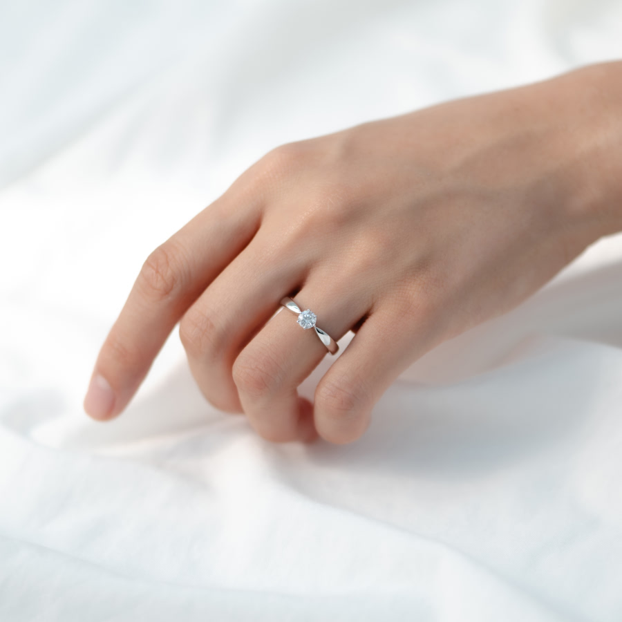 다이아나 반지 14k 화이트골드 0.5ct