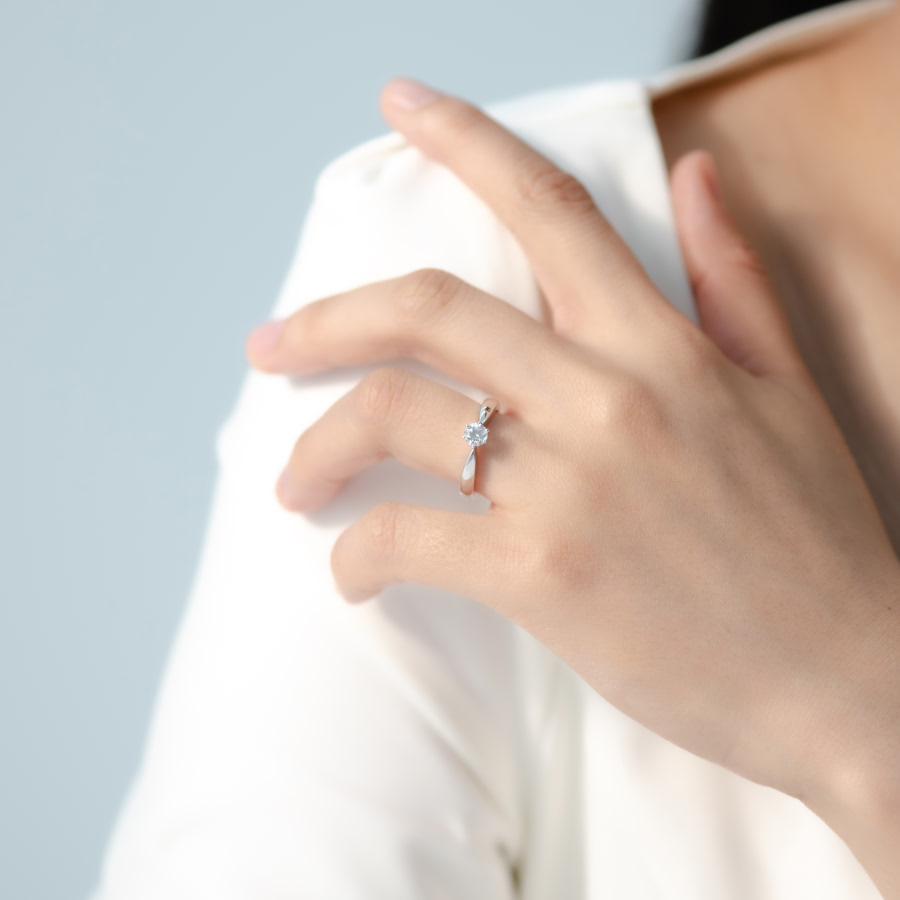 다이아나 반지 14k 화이트골드 0.5ct