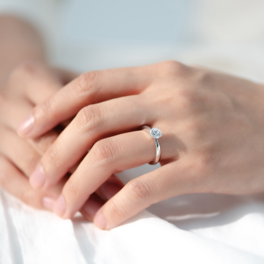 셀레네 반지 14k 화이트골드 0.5ct