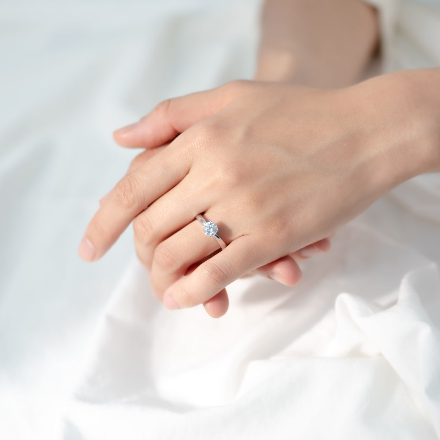 셀레네 반지 14k 화이트골드 0.5ct