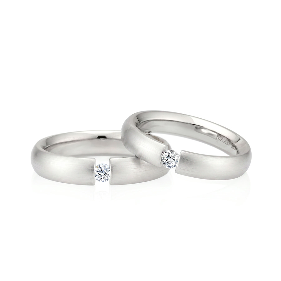 잉글리쉬헤로스 텐션밴드 커플링 (5mm+4mm) 14k 화이트골드 0.1ct hairline