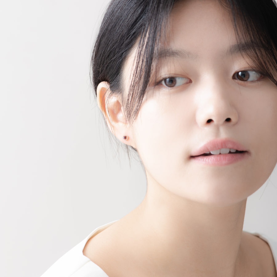 데이지 목걸이 14k 레드골드 garnet