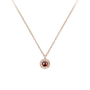 Daisy pendant 14k Red gold garnet