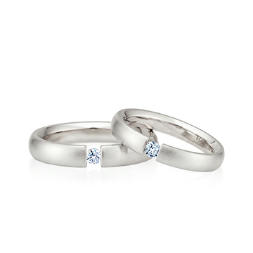 잉글리쉬헤로스 텐션밴드 커플링 (4mm+3.5mm) 14k 화이트골드 0.1ct hairline