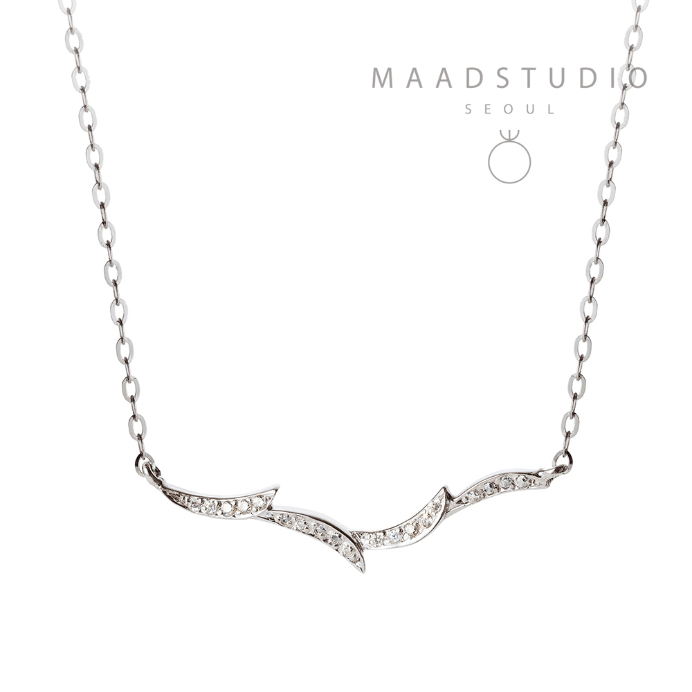 Orchid II necklace 14k White gold CZ