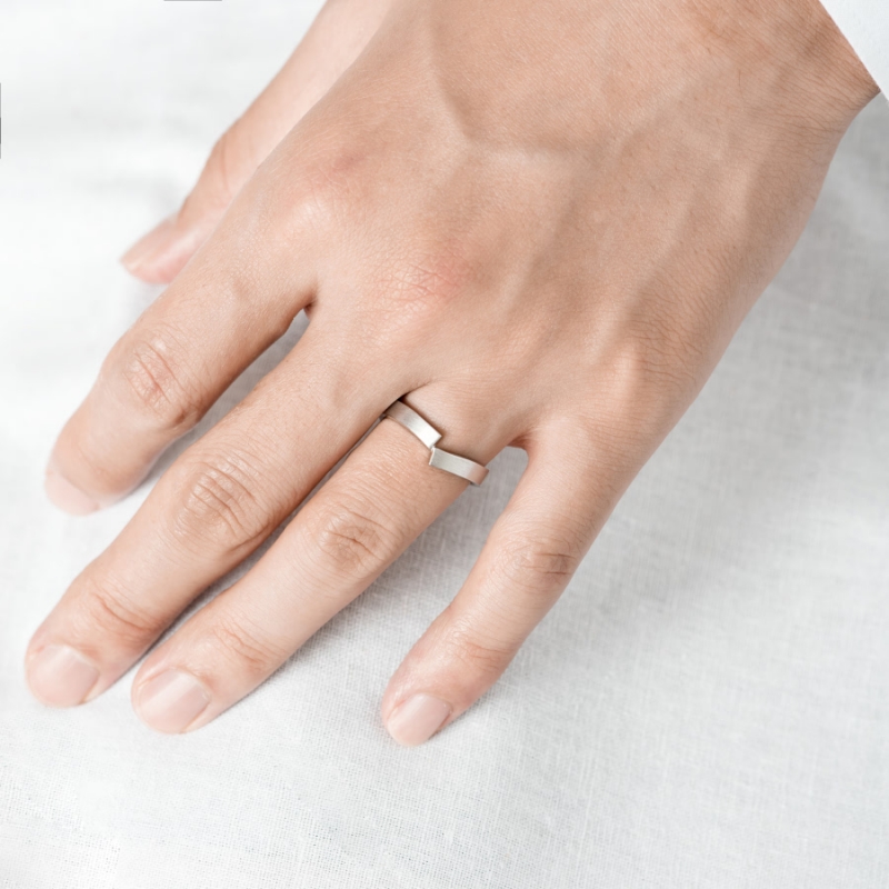 Encounter wedding ring Set (S&S) 14k White gold hairline