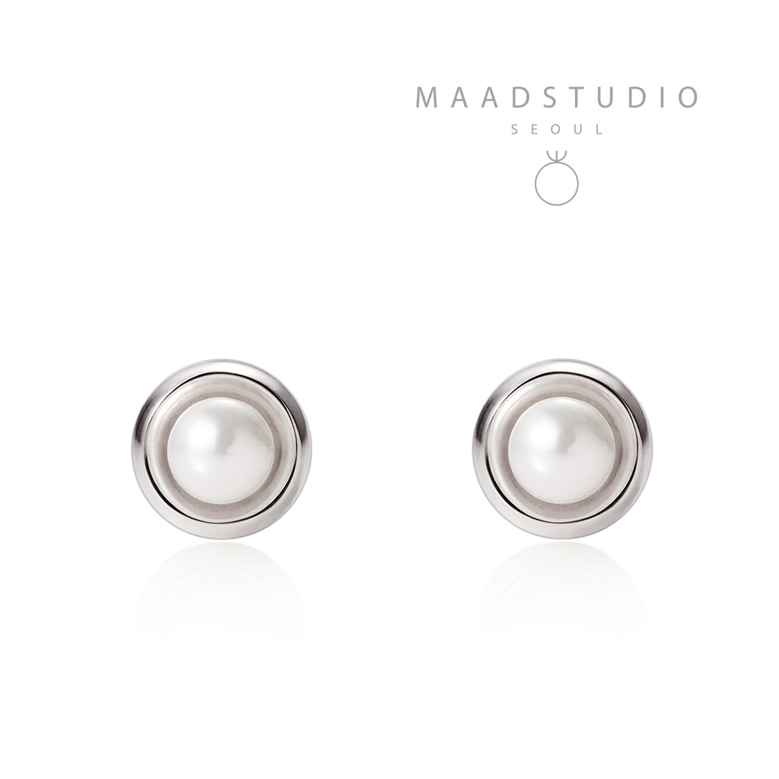 Cheese earring 14k white gold 3mm south sea pearl